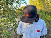 Load image into Gallery viewer, Snapback Hat.